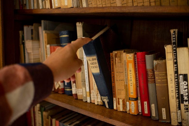 La biblioteca personal de Juan Filloy cumple un año en el Teatrino 