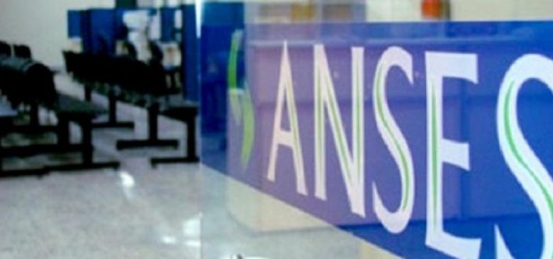 Alta demanda por los créditos de hasta 400 mil pesos para jubilados de Anses