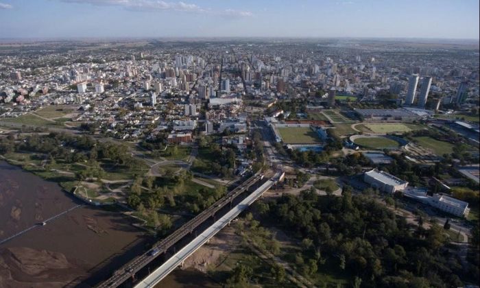 La construcción se mantiene con respecto al año pasado, pero hay menos edificios en construcción