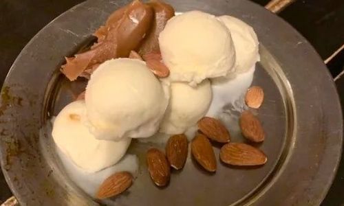 Pidieron un postre almendrado en un restaurante porteño y lo que les sirvieron se volvió viral