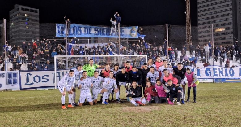  Desde los doces pasos, Atenas otra vez alza la Copa