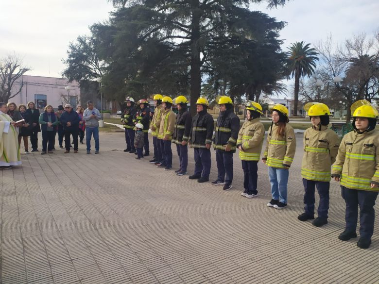 Bomberos de Sampacho tiene un nuevo coche autombomba