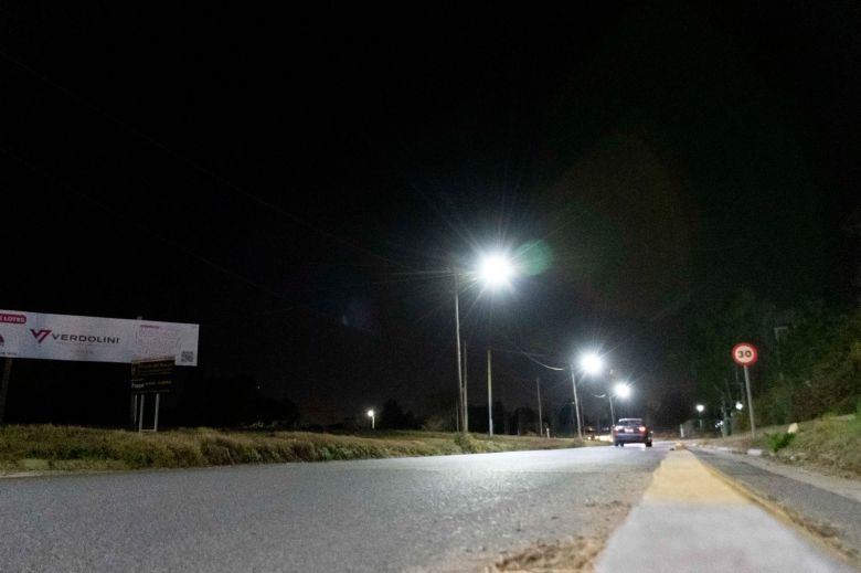 Más seguridad: habilitan luminarias LED en barrios de Banda Norte y el oeste