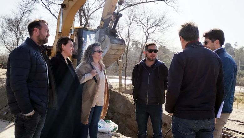 Avanza la ampliación de la red distribuidora de agua en el barrio Islas Malvinas