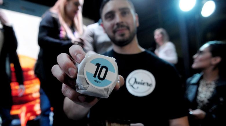 Un alfajor triple de dulce de leche hecho en Campana fue elegido como el mejor del mundo