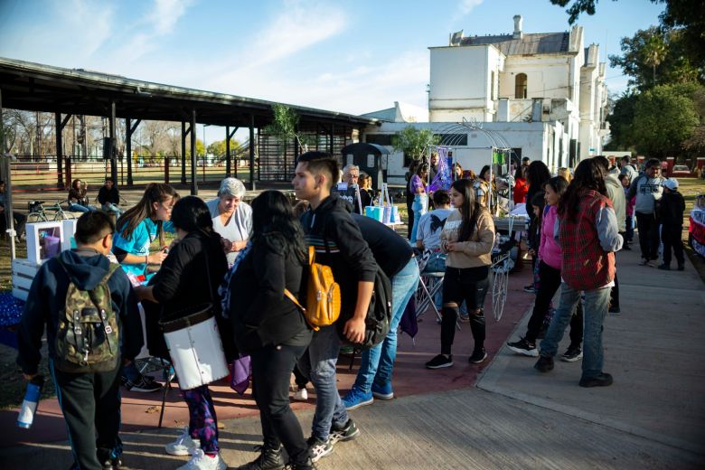 Música, juegos y emprendedores en el final de la Semana de la Juventud