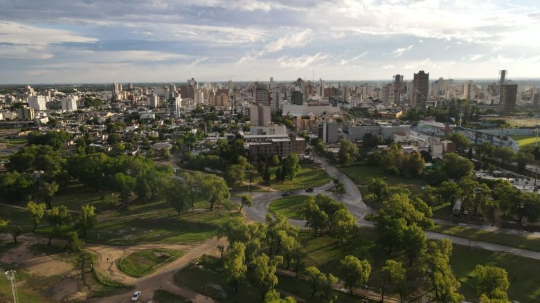 Continúa el cielo nublado y sube un poco la temperatura 