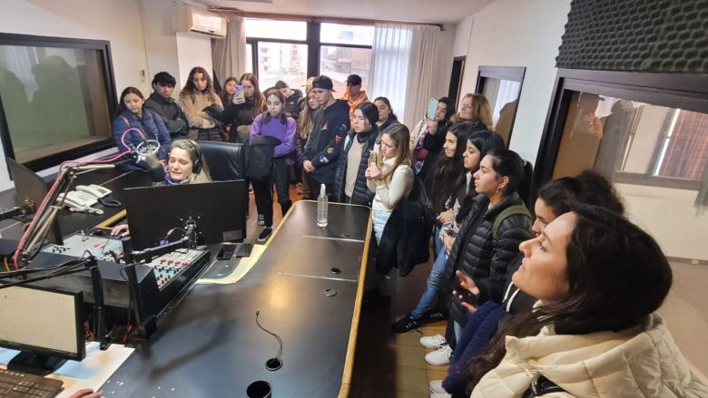 Nos visitaron alumnos del Instituto Técnico Las Acequias