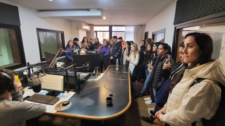 Nos visitaron alumnos del Instituto Técnico Las Acequias