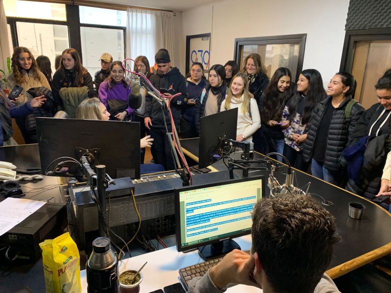 Nos visitaron alumnos del Instituto Técnico Las Acequias