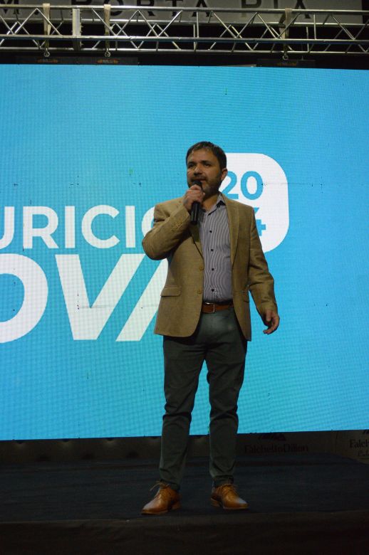 Mauricio Dova lanzó su precandidatura a intendente por el justicialismo