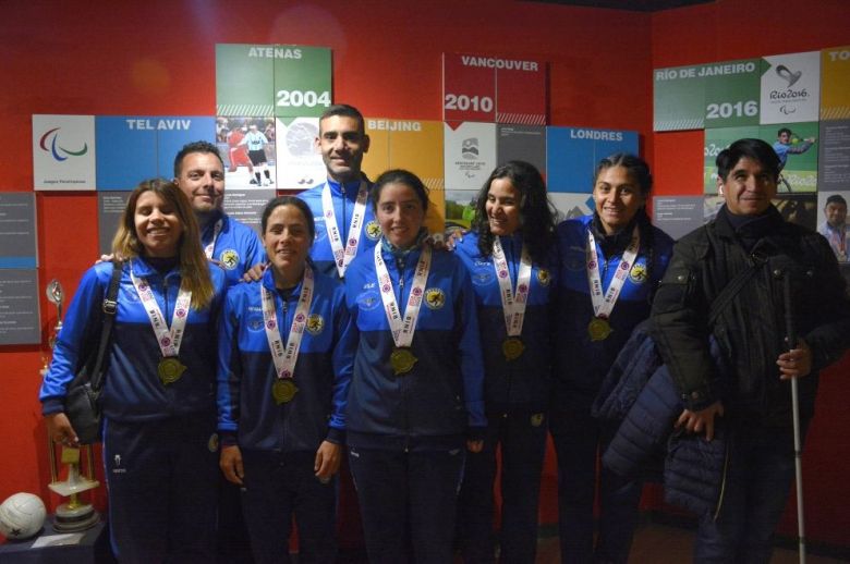 "Murciélagas": la Provincia homenajeó a las cordobesas campeonas del mundo