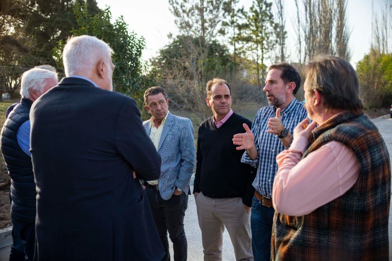 Quedó habilitada la pavimentación de una calle clave para la conectividad vial del oeste