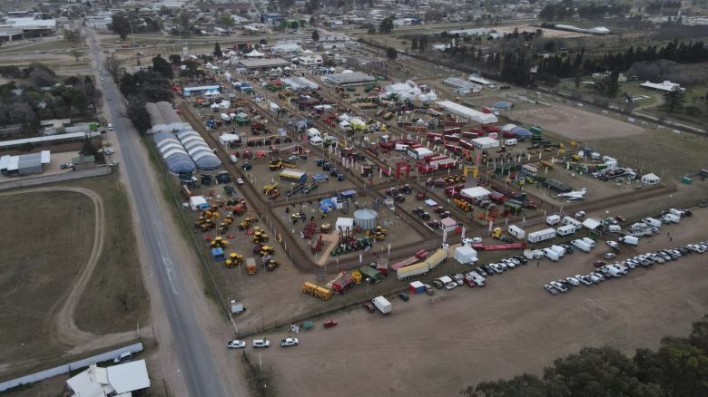 Más de 15 mil personas dijeron presente en el tercer día de la Expo 89º