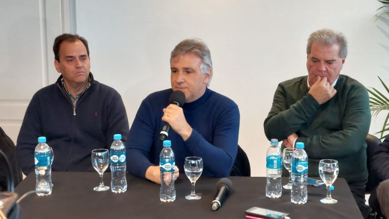 Llaryora marcó su apoyo al campo y anticipó que Llamosas terminará su gestión 