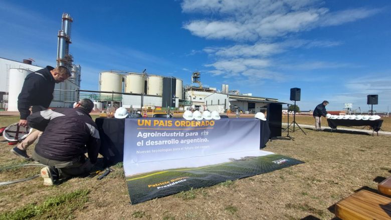 “Como primera medida eliminaremos los derechos de exportación a las economías regionales y lechería”