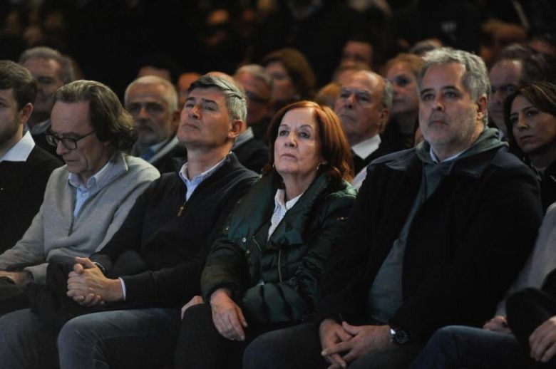 “Las opciones en octubre son los partidos de la grieta que fracasaron, el salto al abismo, y nosotros”