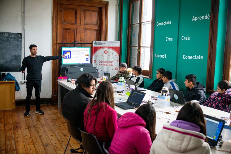 Iniciaron los talleres de robótica en el Punto Digital