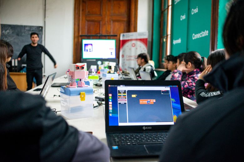 Iniciaron los talleres de robótica en el Punto Digital