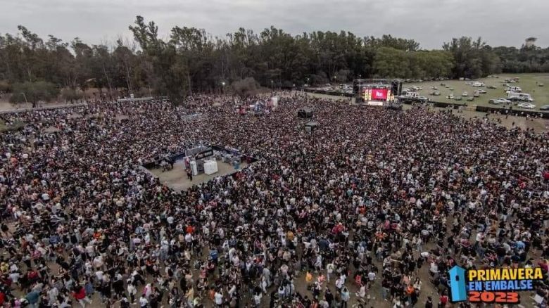 Más de 120 mil jóvenes disfrutaron de la Fiesta de la Primavera en Embalse 