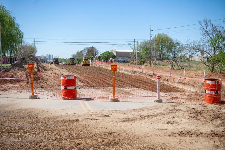 Doble Vía Ruta 30: con el avance de las obras Llamosas y Gutiérrez recorrieron el sector