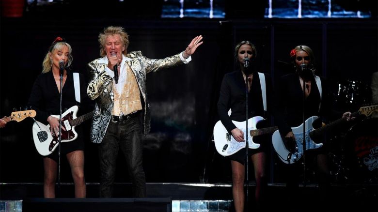 Rod Stewart en GEBA: el anfitrión ideal para una noche de brillo, glamour y grandes éxitos 