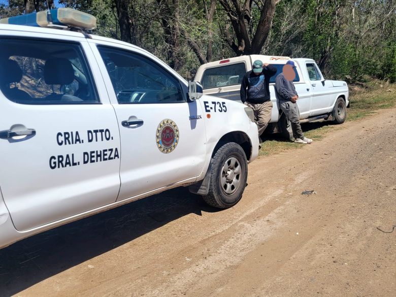 Padre e hijo fueron detenidos tras robar eclisas de hierro