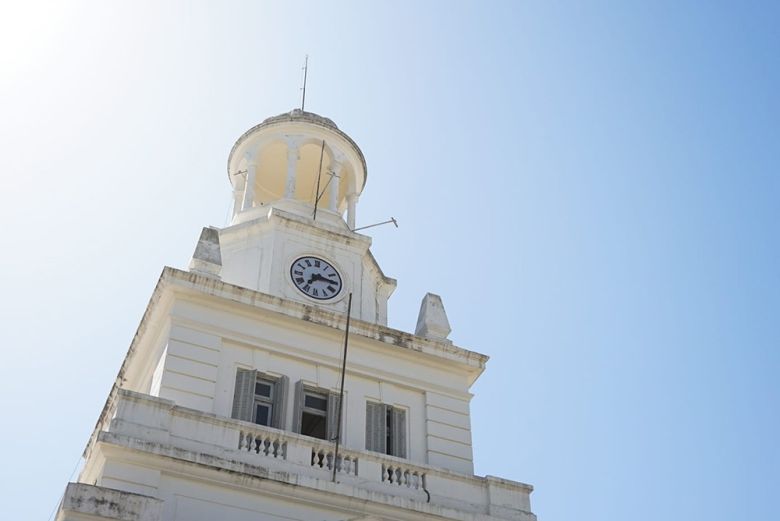 El relojero cordobés referente en el Cono Sur con una historia magnífica de amor