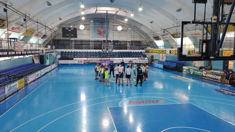 Cuatro representantes de la UNRC forman parte de la Selección Argentina de Básquet en las Olimpiadas Especiales