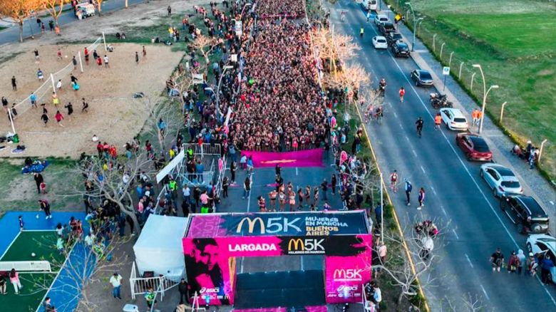 Más de 6000 mujeres participaron de la carrera “M5K” 