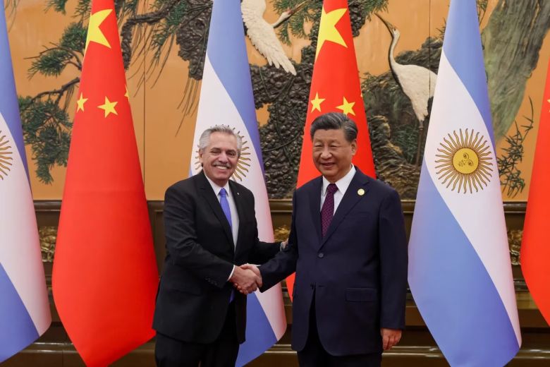 China se aprovecha de las decisiones desesperadas de las autoridades argentinas