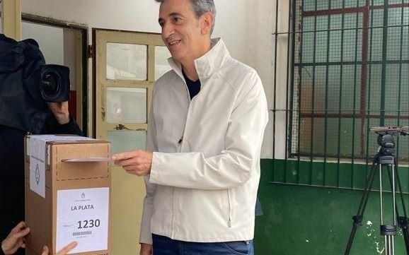 Randazzo llamó a "votar libremente y no dejarse condicionar por las encuestas" 