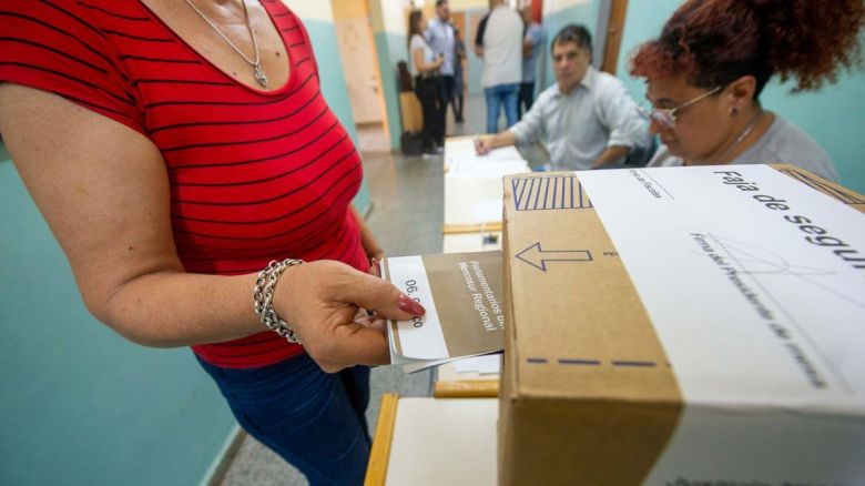 Massa dijo que los dirigentes no son "dueños" de los votos y llamó a la "unidad nacional"