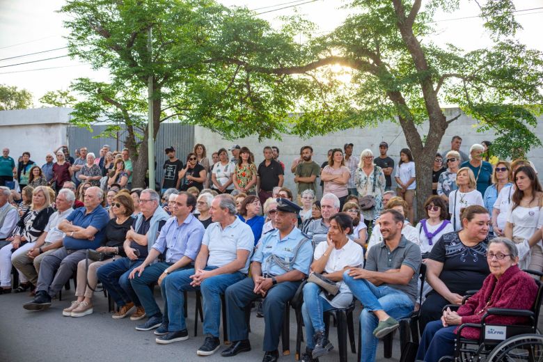 Tras dos años de trabajo, quedó inaugurado el Vía Crucis en mosaico en el Cementerio de la Concepción