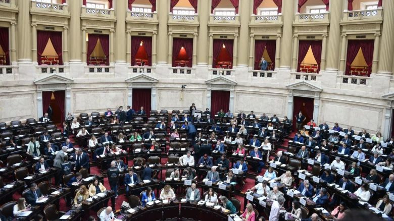 La oposición reclama que el Gobierno traslade el feriado del 20 de noviembre para reducir el ausentismo en el balotaje