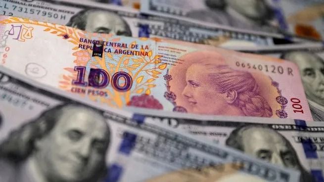 Dólar ahorro: en noviembre se renueva el cupo, ¿quiénes pueden comprar?