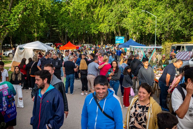 El Paseo de Ferias volvió a ponerle color y movimiento al Parque Sarmiento