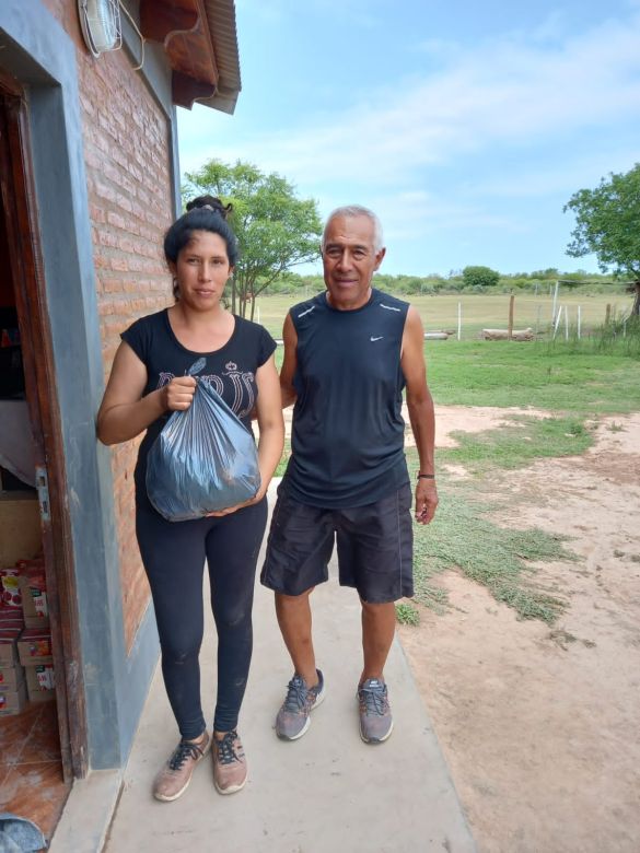 La ayuda de Cabrera Solidaria llegó al monte de Santiago del Estero