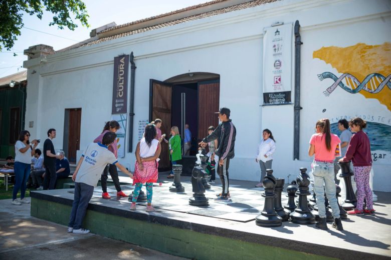 Se realizó la feria “Mis Derechos en Colores” en el Galpón Blanco 