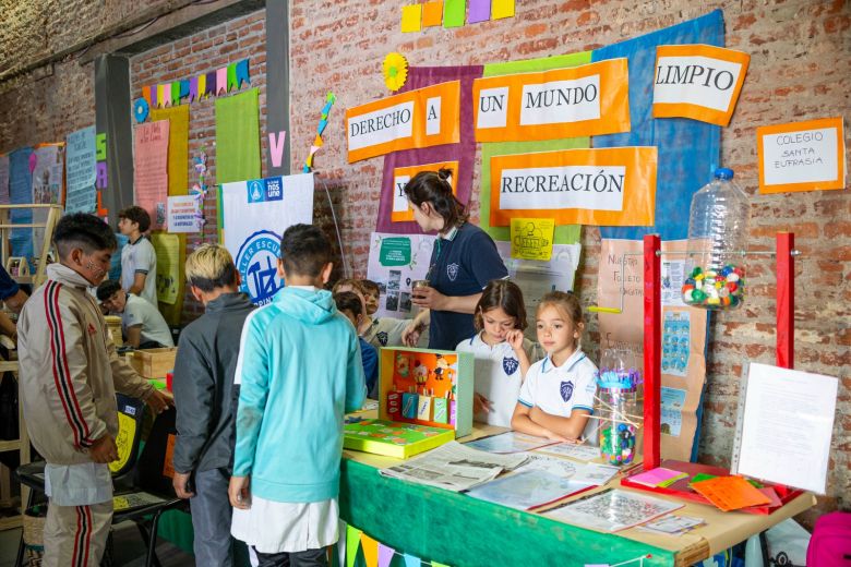 Se realizó la feria “Mis Derechos en Colores” en el Galpón Blanco 