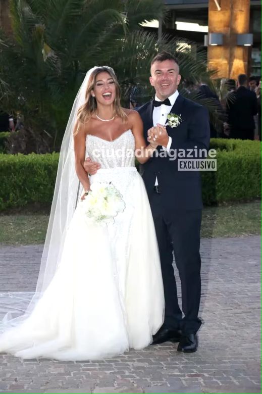 El beso de Sol Pérez y Guido Mazzoni tras casarse en una romántica ceremonia: “Nos lloramos todo”