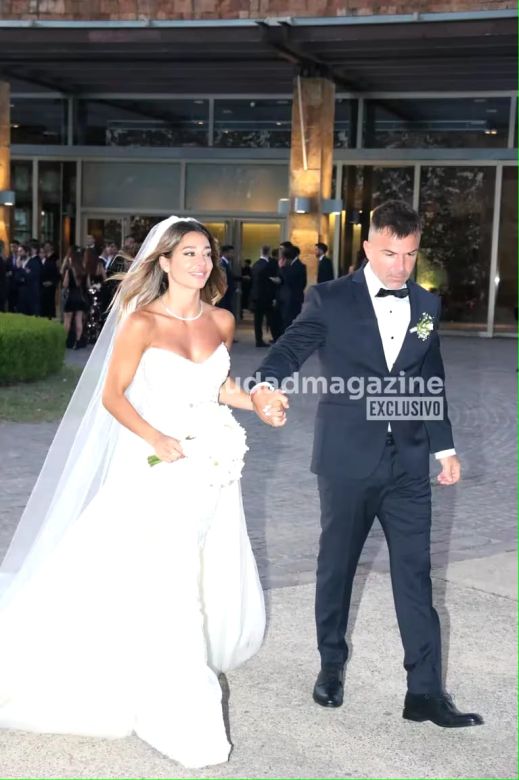 El beso de Sol Pérez y Guido Mazzoni tras casarse en una romántica ceremonia: “Nos lloramos todo”