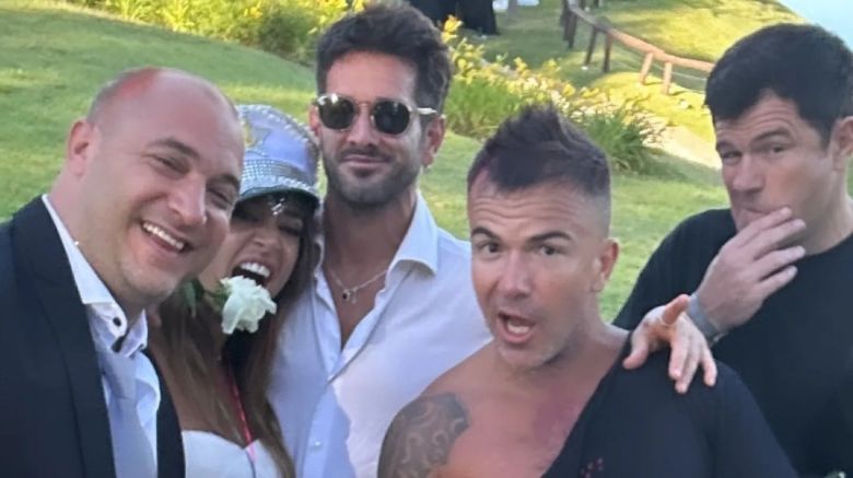 “Terminamos como pudimos”: las fotos y videos del final de la boda de Sol Pérez y Guido Mazzoni 