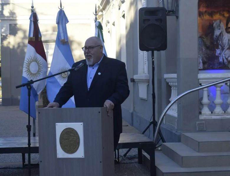 Asumió el nuevo Intendente de la Ciudad de Coronel Moldes