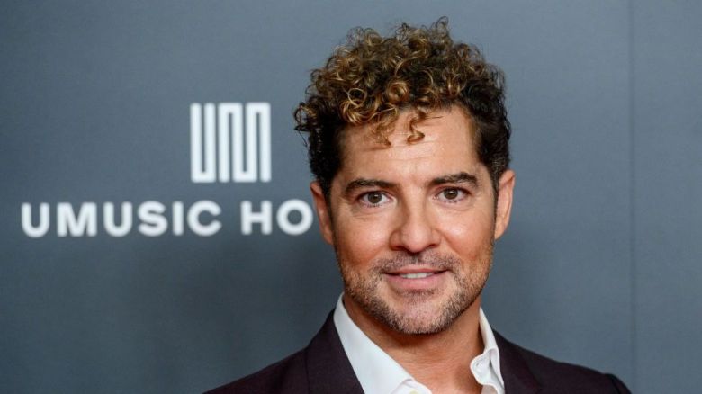 David Bisbal habla del vínculo con su padre enfermo de Alzheimer y de la influencia de su familia