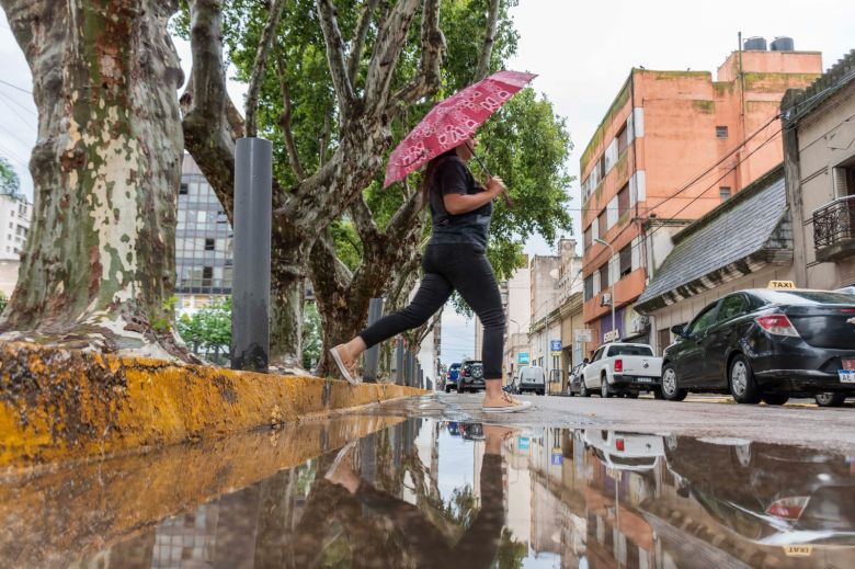 Verano y tormentas: Defensa Civil pide informarse y seguir las recomendaciones