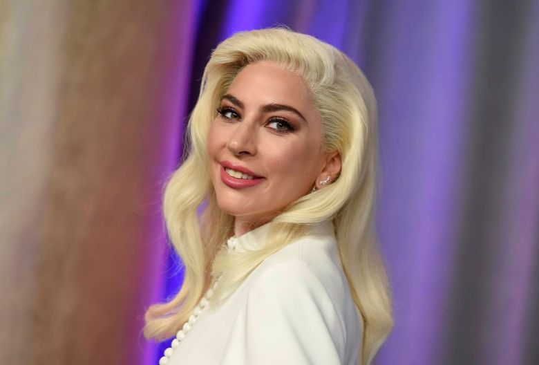 Lady Gaga subió fotos en un estudio de grabación y entusiasmó a sus fans: “Si preguntan, estoy en la iglesia” 