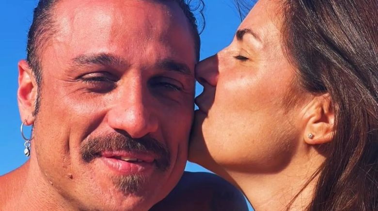 Daniel Osvaldo blanqueó su noviazgo con Daniela Ballester con fotos a puro mimo en las redes: “Vos y yo”