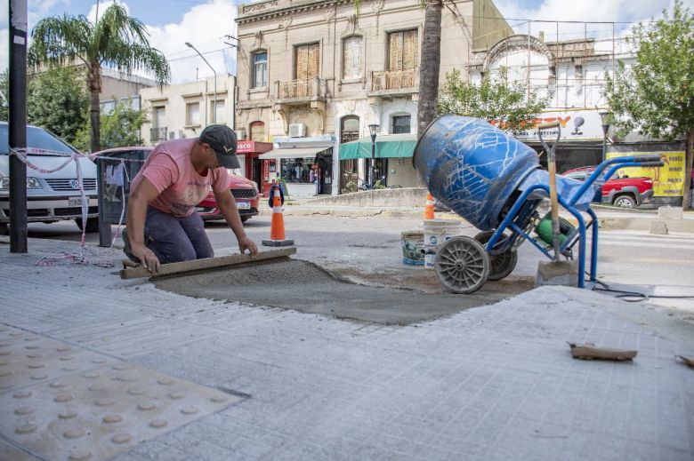 Presupuesto Participativo: suman más de 80 rampas para conectar el Andino con la Plaza Roca 