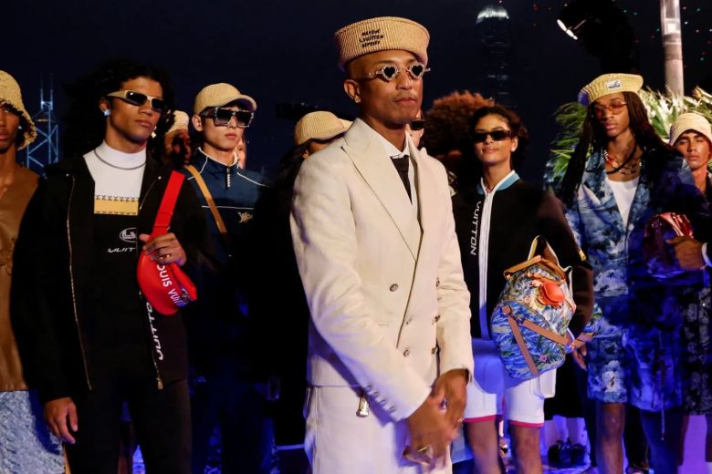 Temporada de desfiles en París: Pharrell Williams, con mega show musical y alta costura femenina 